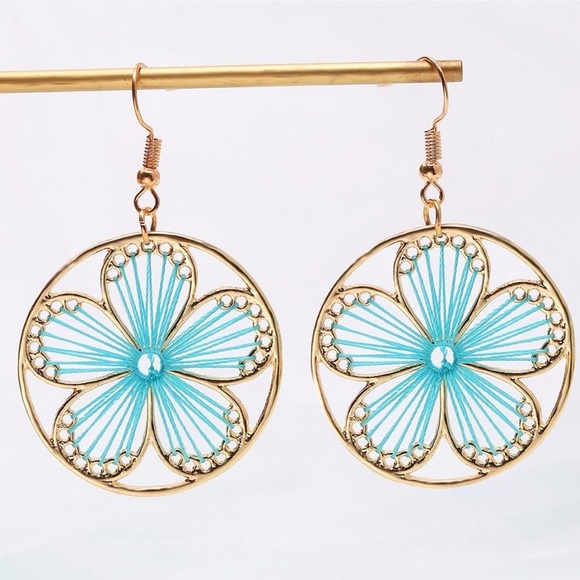 Boho Tribal Woven Daisy Flower Hoop Earrings - Picture 1 of 3